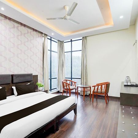 Super Townhouse Sector 51 Noida Near Metro Station酒店 外观 照片