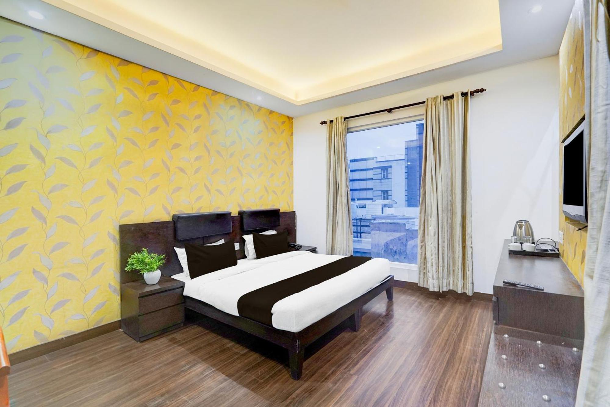 Super Townhouse Sector 51 Noida Near Metro Station酒店 外观 照片