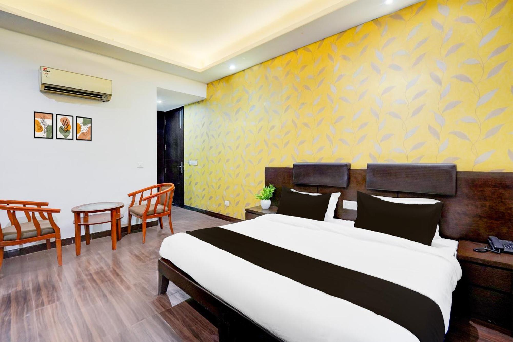 Super Townhouse Sector 51 Noida Near Metro Station酒店 外观 照片