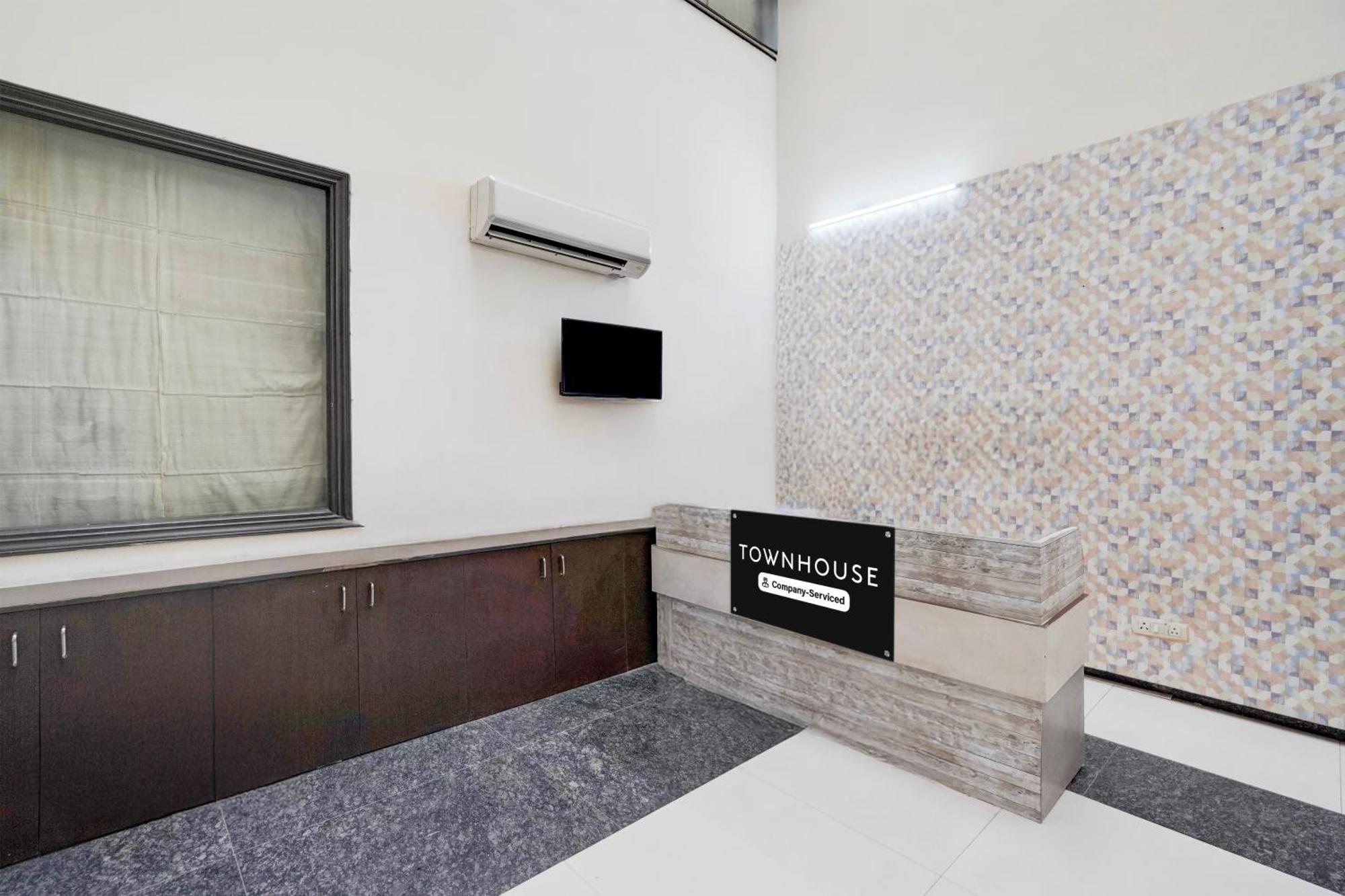 Super Townhouse Sector 51 Noida Near Metro Station酒店 外观 照片